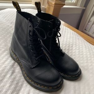 Doc Martens 1460 Pascal boot